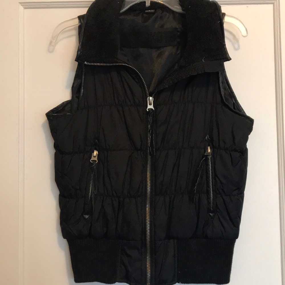 BB Dakota vest